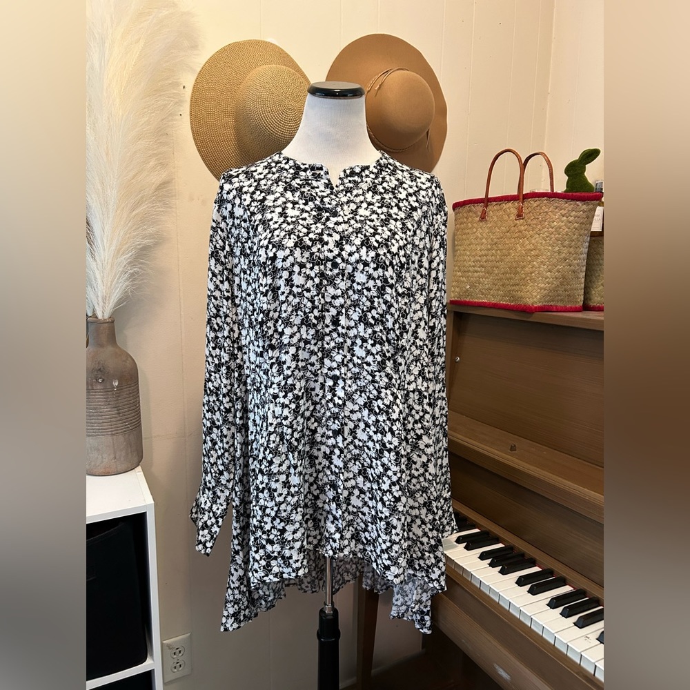 Lane Bryant Floral Top Tunic Size 20